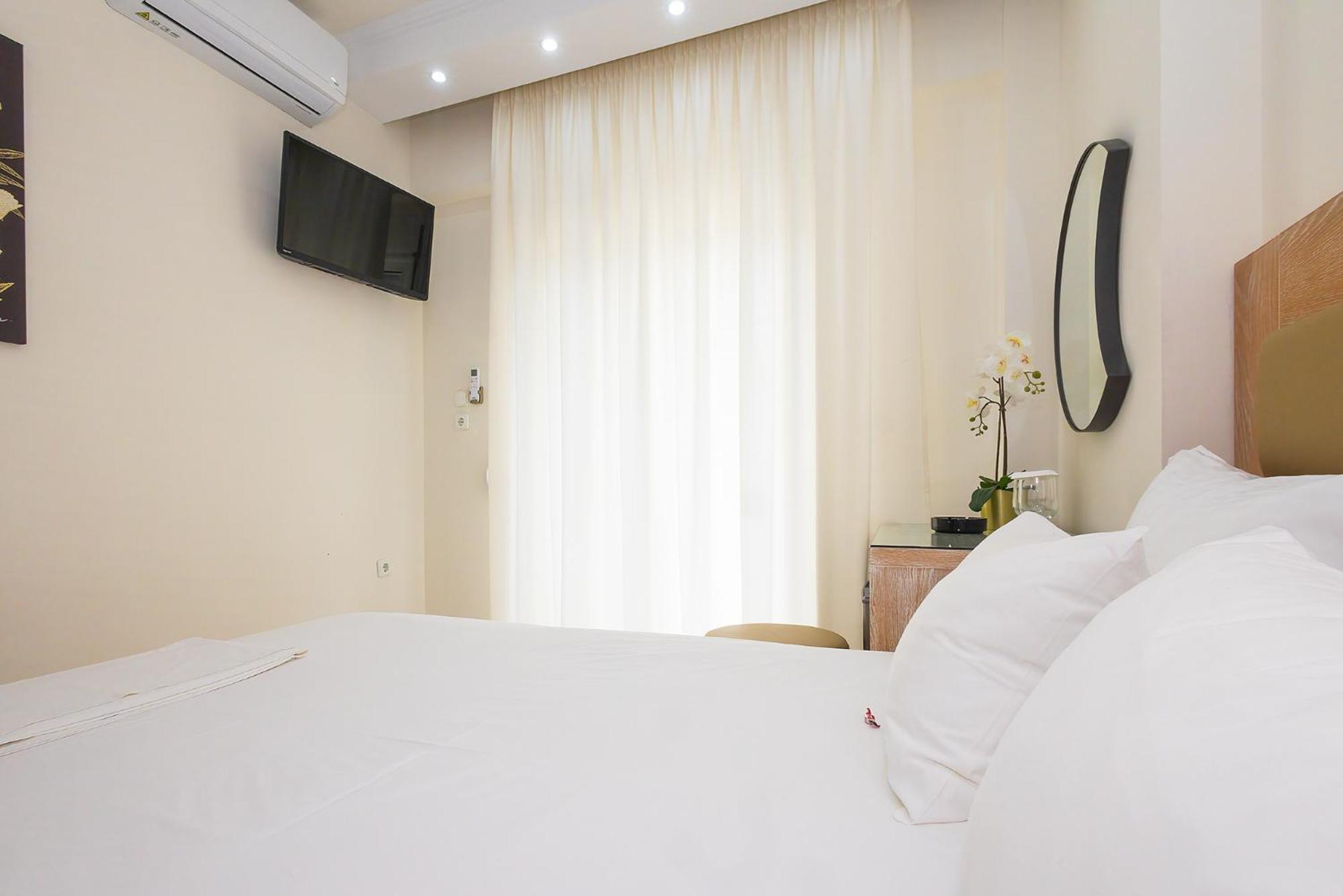 Le Monde Seaview Suites Nea Kallikrateia Екстер'єр фото